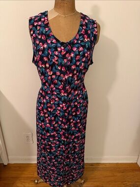 Vintage 80’s Sleeveless Navy Floral Dress with Pink Accents 2x